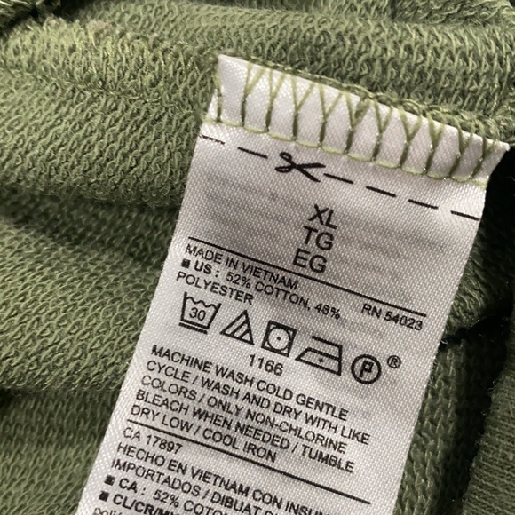 Old Navy Olive open back with tie at hem Top Size XL - Picture 5 of 5